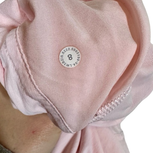 Lululemon Dance Studio Mid-Rise Lined Jogger
Strawberry Milkshake W5BZIS - Picture 6 of 11